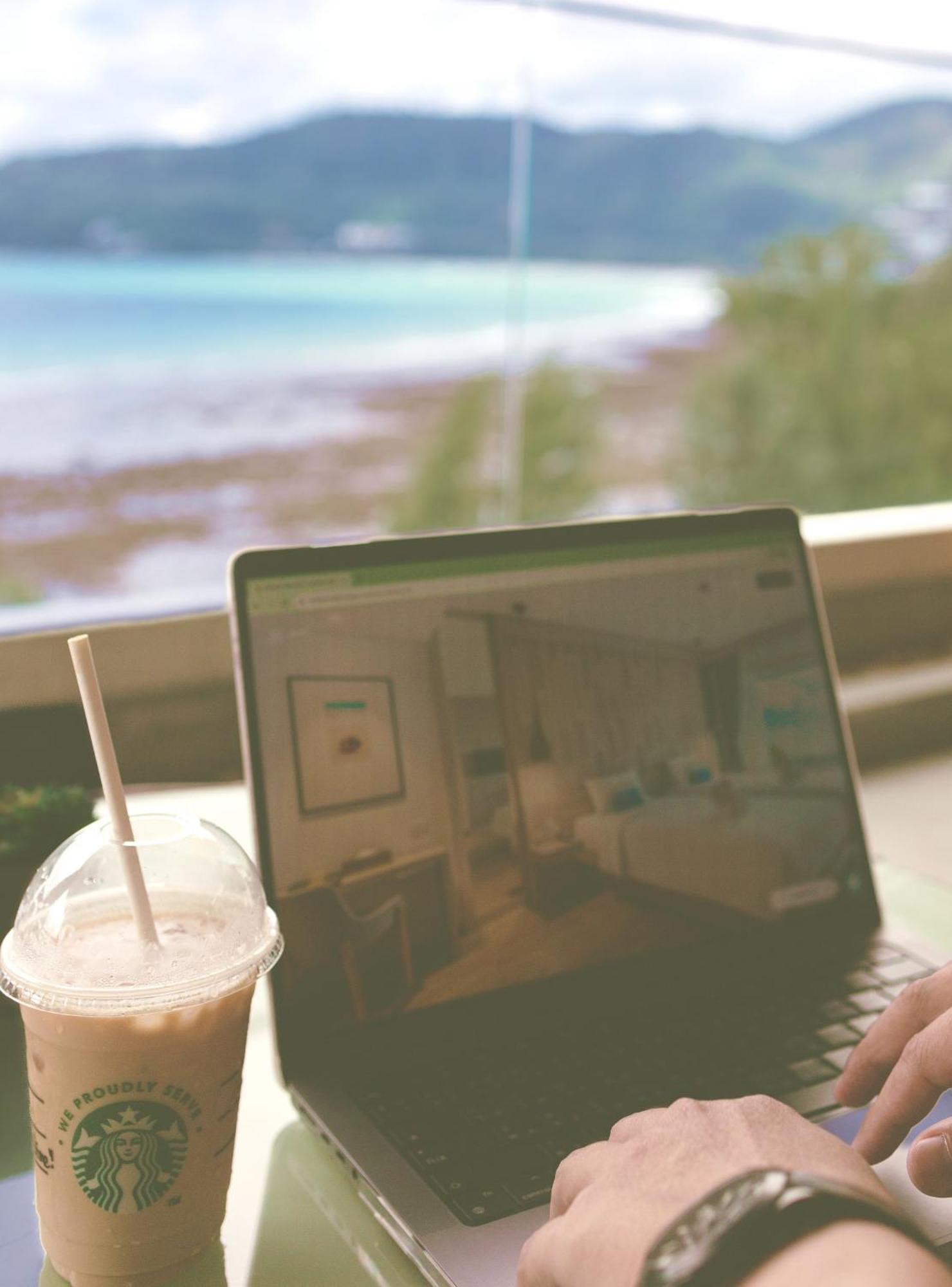 Namaka Resort Kamala Exterior foto A Microsoft Surface Pro 3