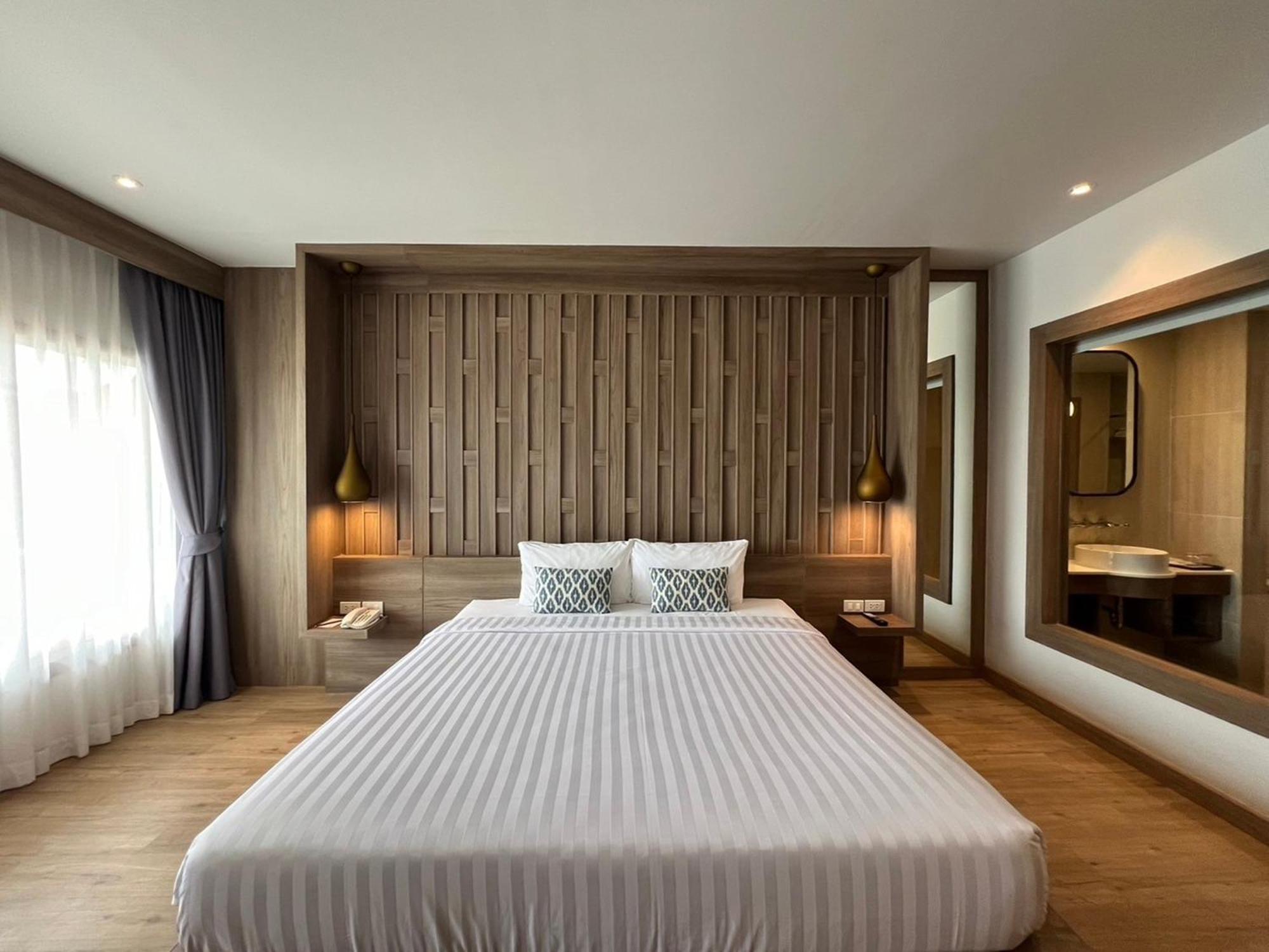 Namaka Resort Kamala Exterior foto Deluxe Room